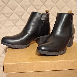 Dr. Scholl's Black Ankle Booties